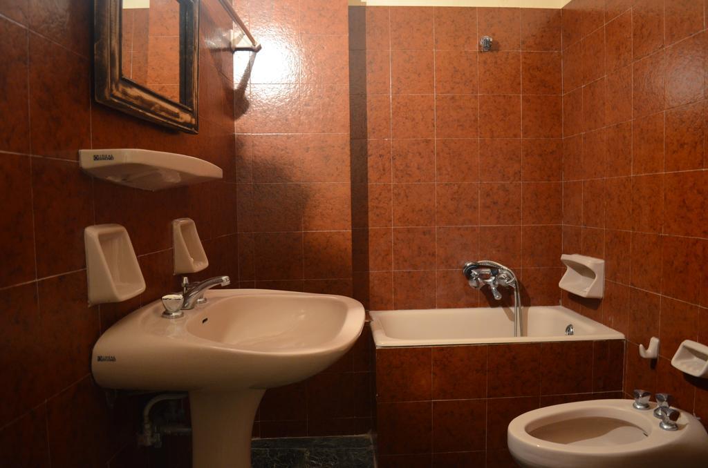 Kineta Apartments エクステリア 写真