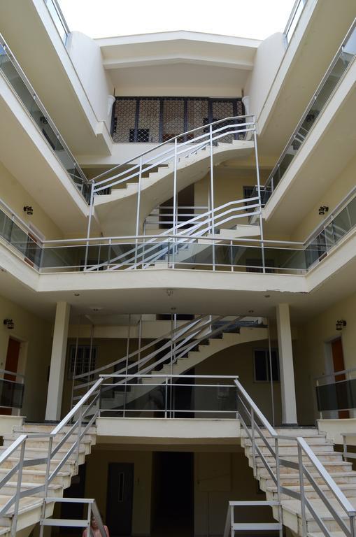 Kineta Apartments エクステリア 写真